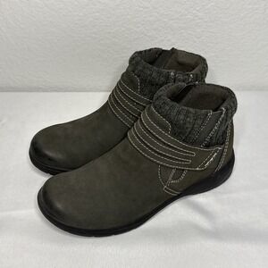 Clarks Carleigh Lane Leather‎ Ankle Boot Side Zip Grey Size 6